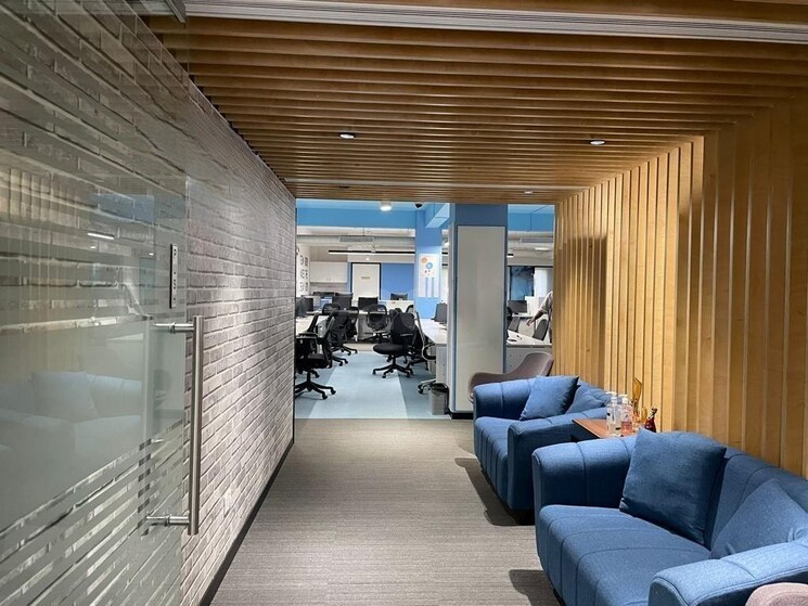 Other, fergusson college road Commercial Office Space 3100 Sq.Ft. In Fergusson College Road Pune 8977915