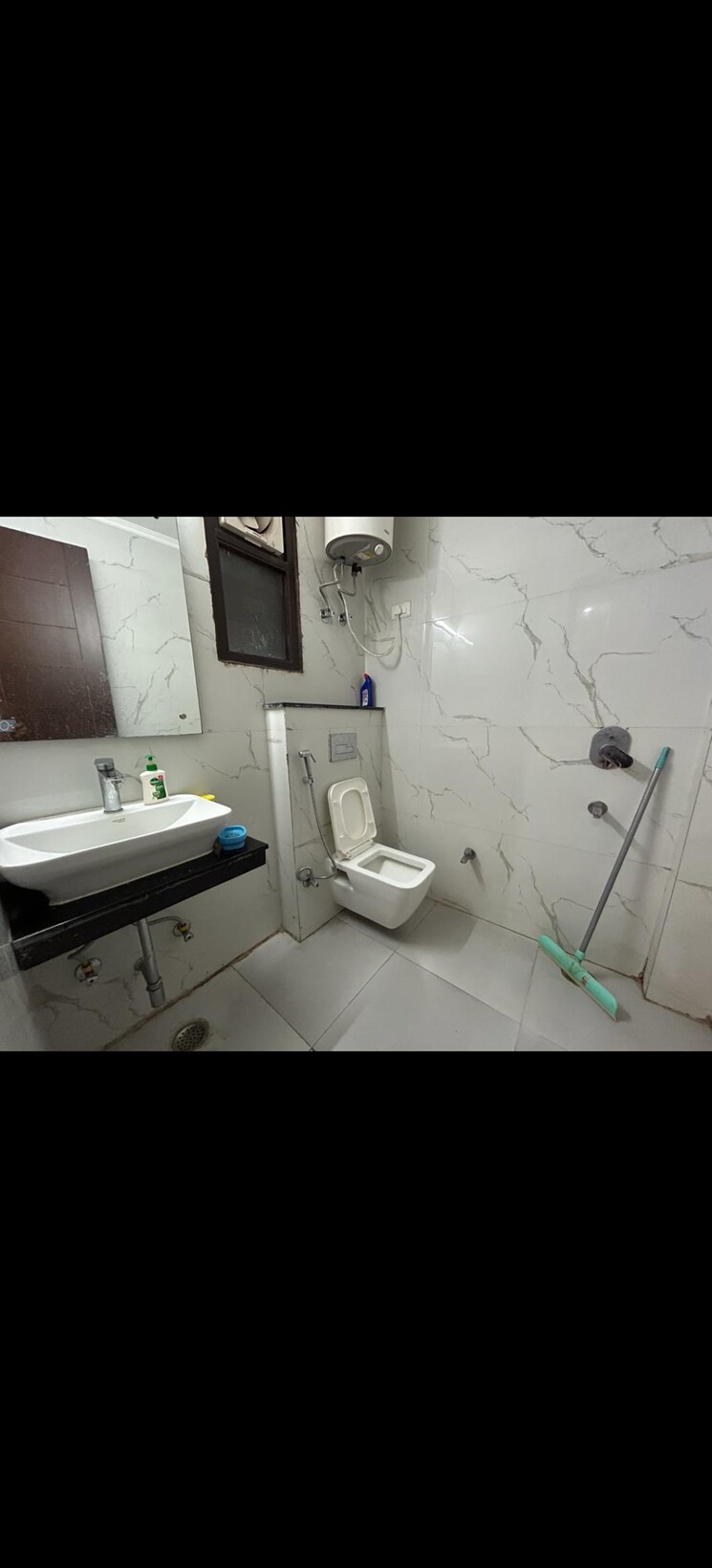 Bathroom, freedom fighters enclave 2 Bedroom 850 Sq.Ft. Builder Floor In Freedom Fighters Enclave Delhi 8977933