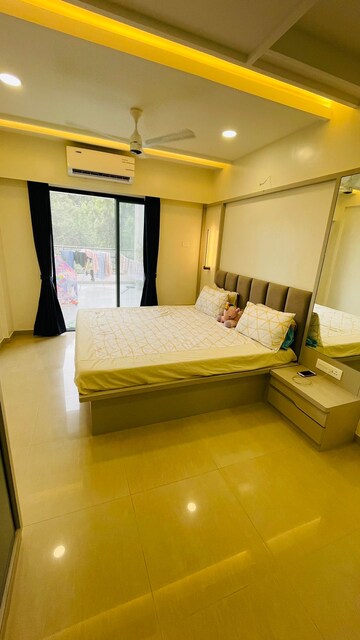 Bedroom in 2 BHK Apartment at Malkani Buena Vista, Viman Nagar – for Rent