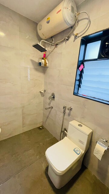 Team Area in 2 BHK Apartment at Malkani Buena Vista, Viman Nagar – for Rent