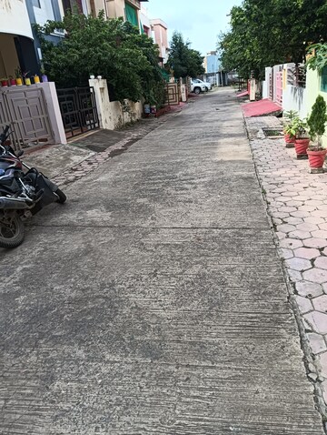 Parking in 3 BHK Independent House at Baghmugalia – for Sale