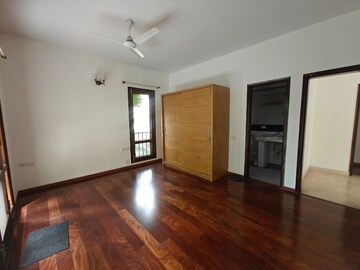 Room in 3 BHK Apartment at Richmond Town – for Rent