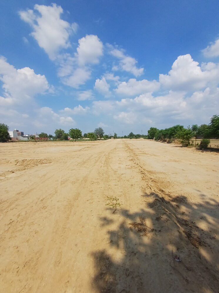 undefined, bhopani  115 Sq.Yd. Plot In Bhopani Faridabad 8978050