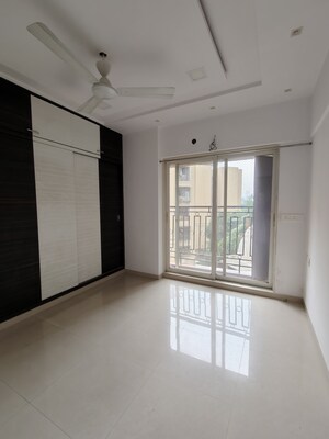 2 BHK Apartment For Sale in STG Marigold Siddheshwar Garden, Dhokali