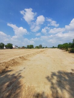 Plot For Sale in Bhopani