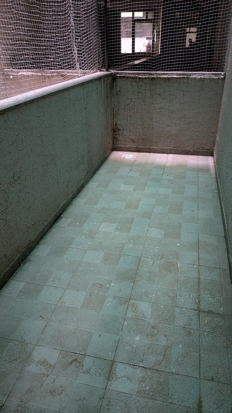 Bathroom, shivalik-sharda-park-view-2 3 Bedroom 1505 Sq.Ft. Apartment In Shela Ahmedabad 8978078