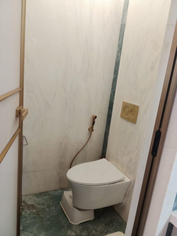 Bathroom, lodha-evoq 4 Bedroom 2730 Sq.Ft. Apartment In Wadala Mumbai 8978094