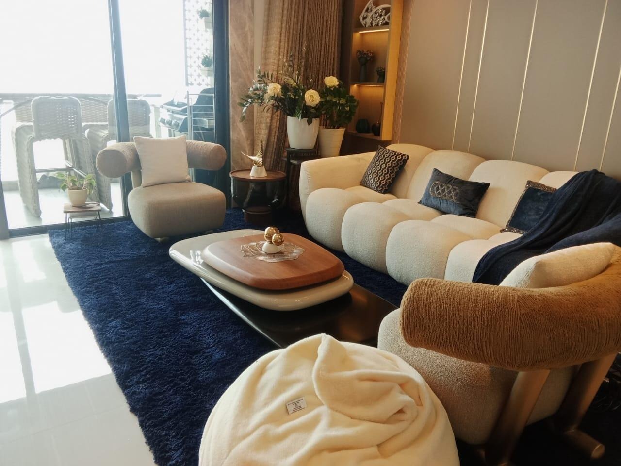 4 BHK + Servant Room,Study Room Apartment For Sale in Lodha Evoq