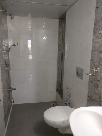 Bathroom in 2 BHK Apartment at Vile Parle East – for Rent