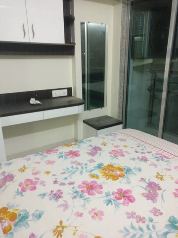 2 BHK Apartment For Rent in Vile Parle East