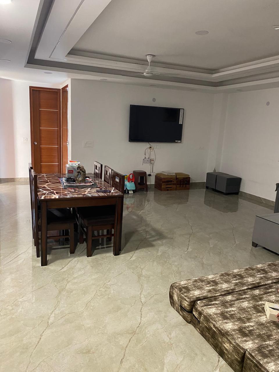 3 BHK Builder Floor For Rent in Lajpat Nagar III