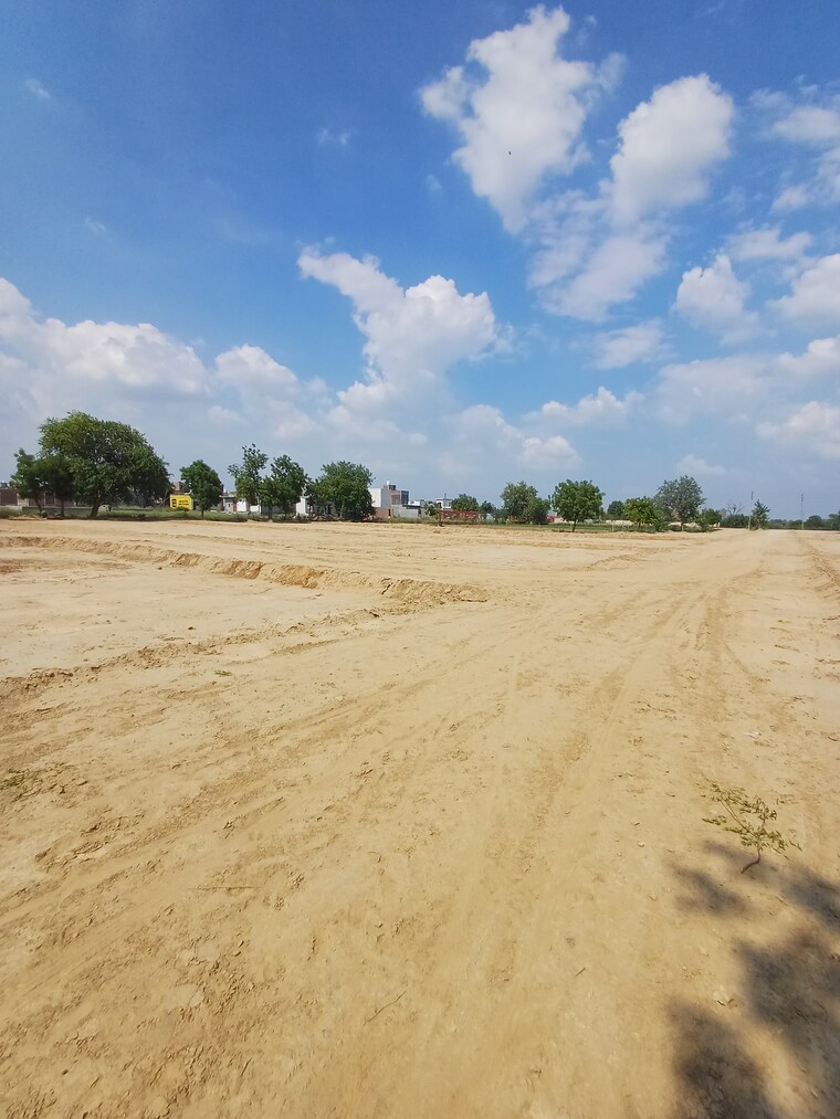 undefined, bhopani  119 Sq.Yd. Plot In Bhopani Faridabad 8978206