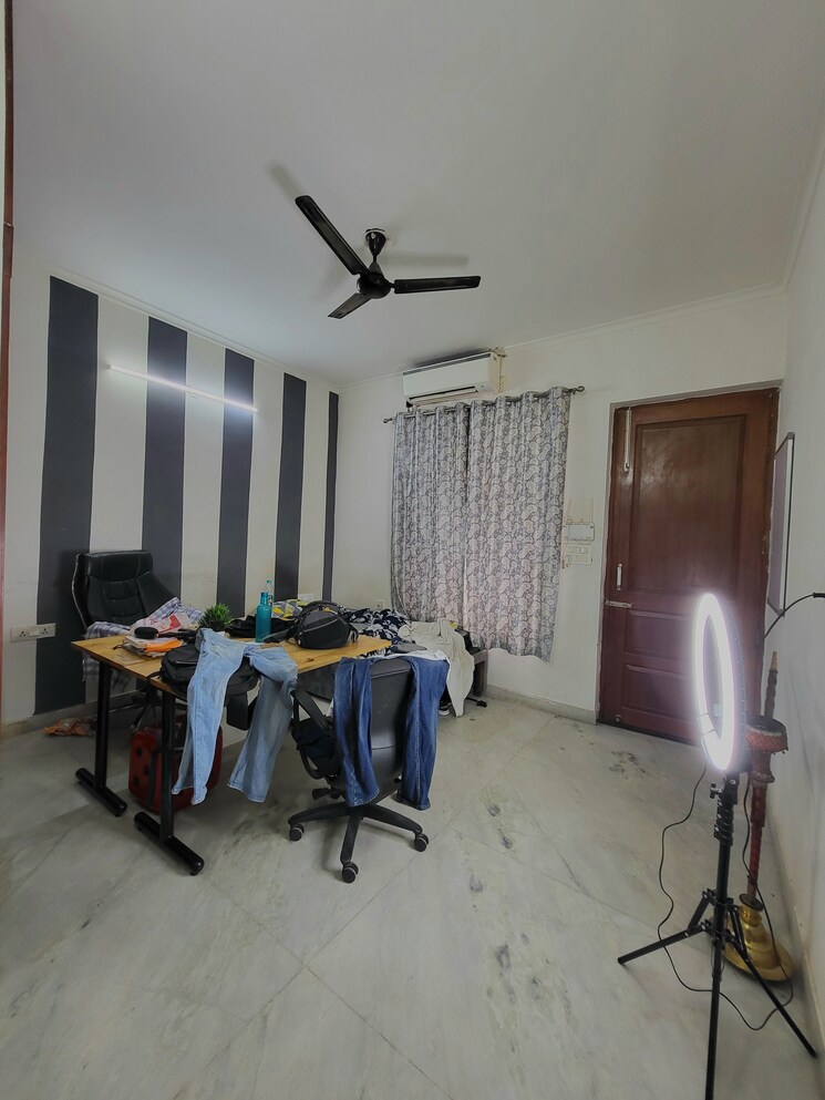 Team Area, huda-staff-colony 2 Bedroom 350 Sq.Yd. Independent House In Sector 46 Gurgaon 8978239