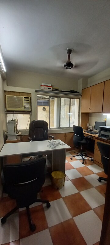  Office Space For Rent in Ashram Road