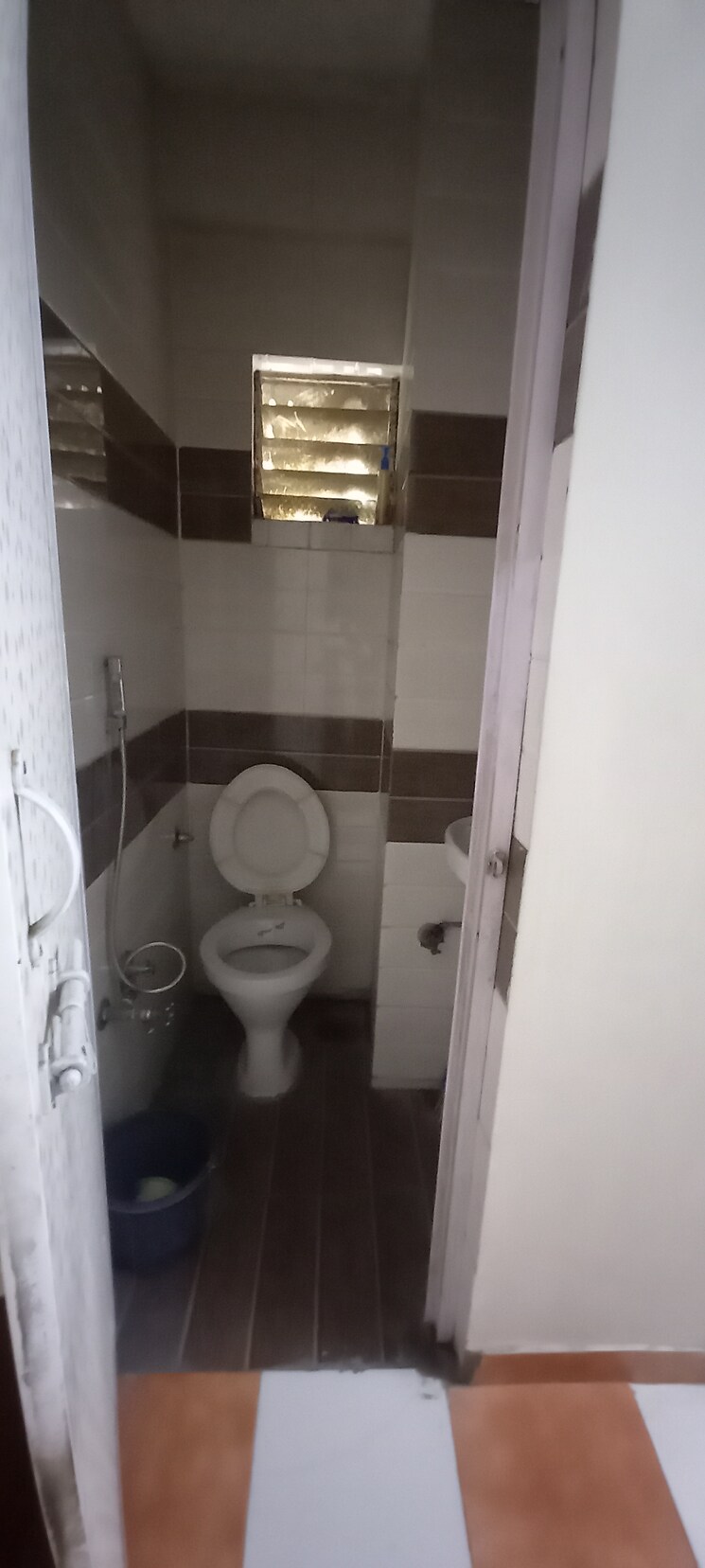 Team Area, ashram road Commercial Office Space 265 Sq.Ft. In Ashram Road Ahmedabad 8978259