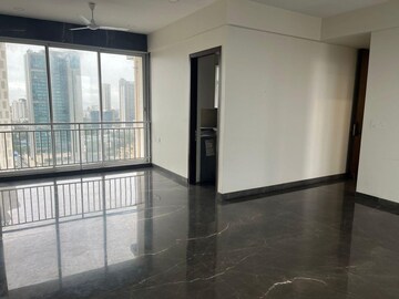 Room in 4 BHK Apartment at Runwals The Reserve, Worli – for Sale