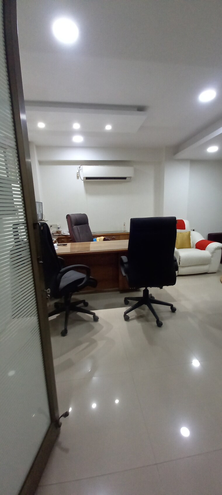 undefined, navrangpura Commercial Office Space 2500 Sq.Ft. In Navrangpura Ahmedabad 8978291