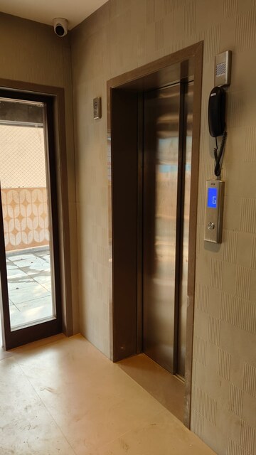 Building Lobby in 6+ BHK Builder Floor at Marol – for Sale