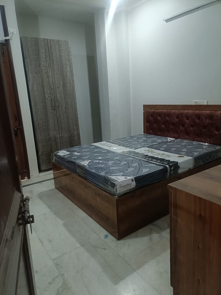 Bedroom, new rajinder nagar 3 Bedroom 1800 Sq.Ft. Independent House In New Rajinder Nagar Delhi 8978275