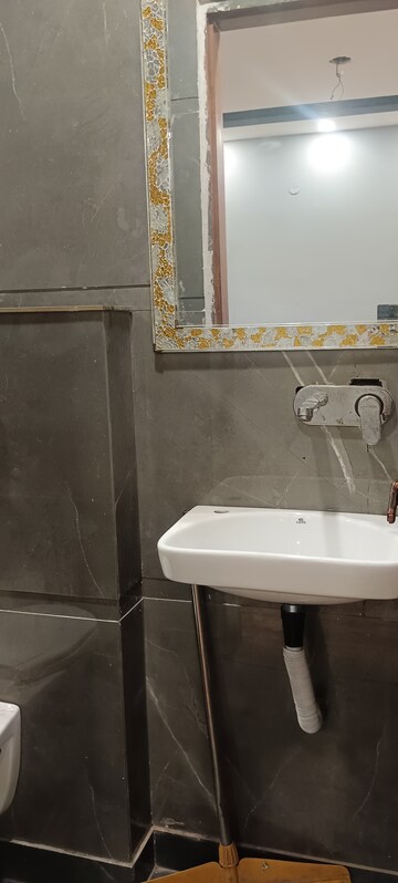 Bathroom in 2 BHK Builder Floor at Ashok Nagar – for Sale