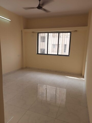 Room in 3 BHK Apartment at Pimpri Colony H Block – for Sale