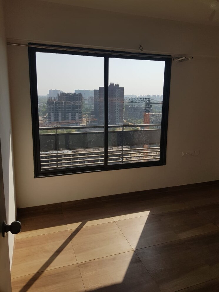 Room, shilaj 3 Bedroom 1550 Sq.Ft. Apartment In Shilaj Ahmedabad 8978341