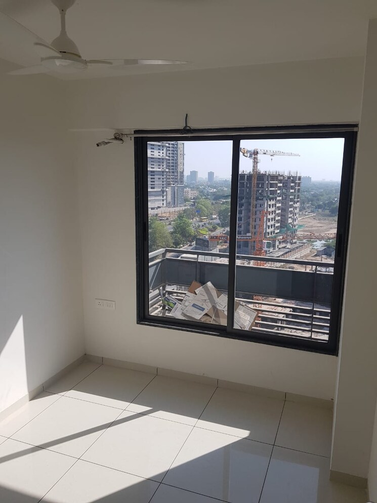 Room, shilaj 3 Bedroom 1550 Sq.Ft. Apartment In Shilaj Ahmedabad 8978341