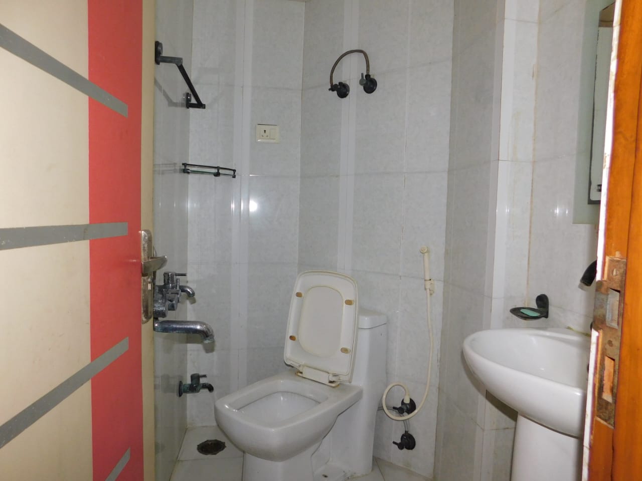 1 Rk  400 Sq.Ft. Apartment in Lord Mahavira Apartment