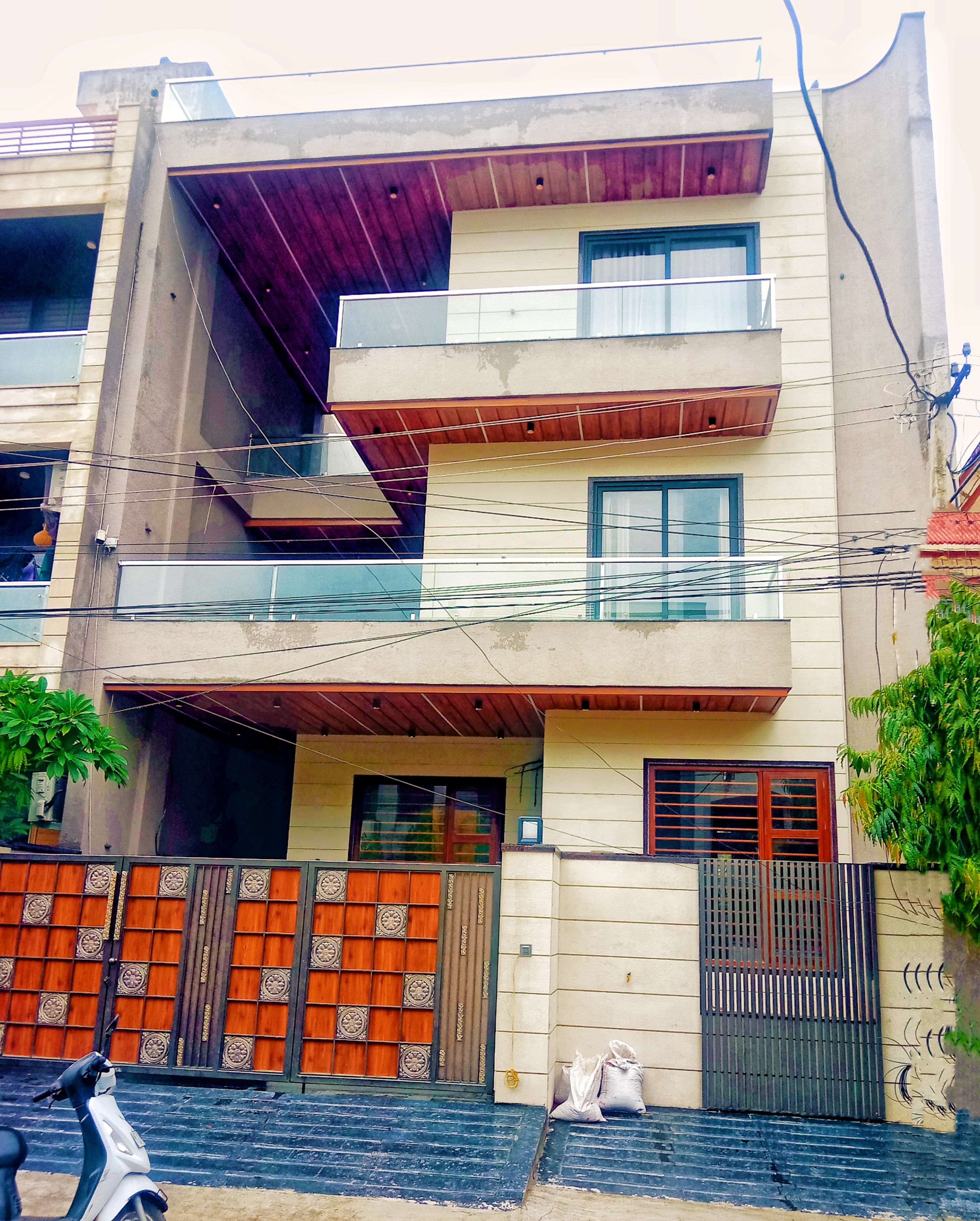 5 BHK + Pooja Room,Servant Room,Extra Room Independent House For Sale in Apni Zameen Apna Aasman 