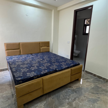 Bedroom in 2 BHK Builder Floor at Palm Residency Chhatarpur, Rajpur Khurd Extension – for Rent