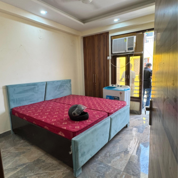 Bedroom in 2 BHK Builder Floor at Palm Residency Chhatarpur, Rajpur Khurd Extension – for Rent