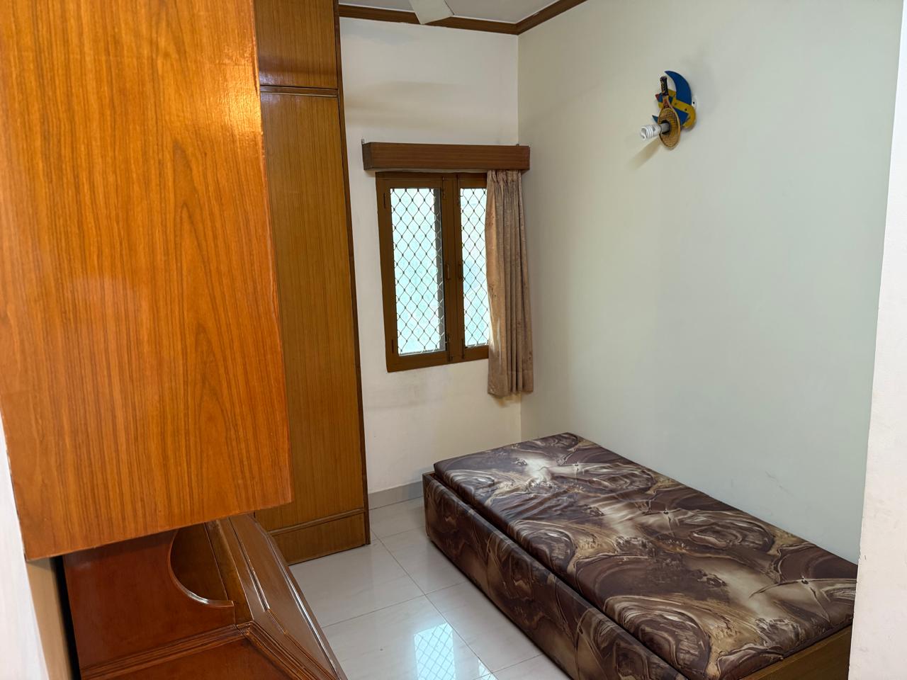 2 BHK + Pooja Room Independent House For Rent in RWA Apartments Sector 30