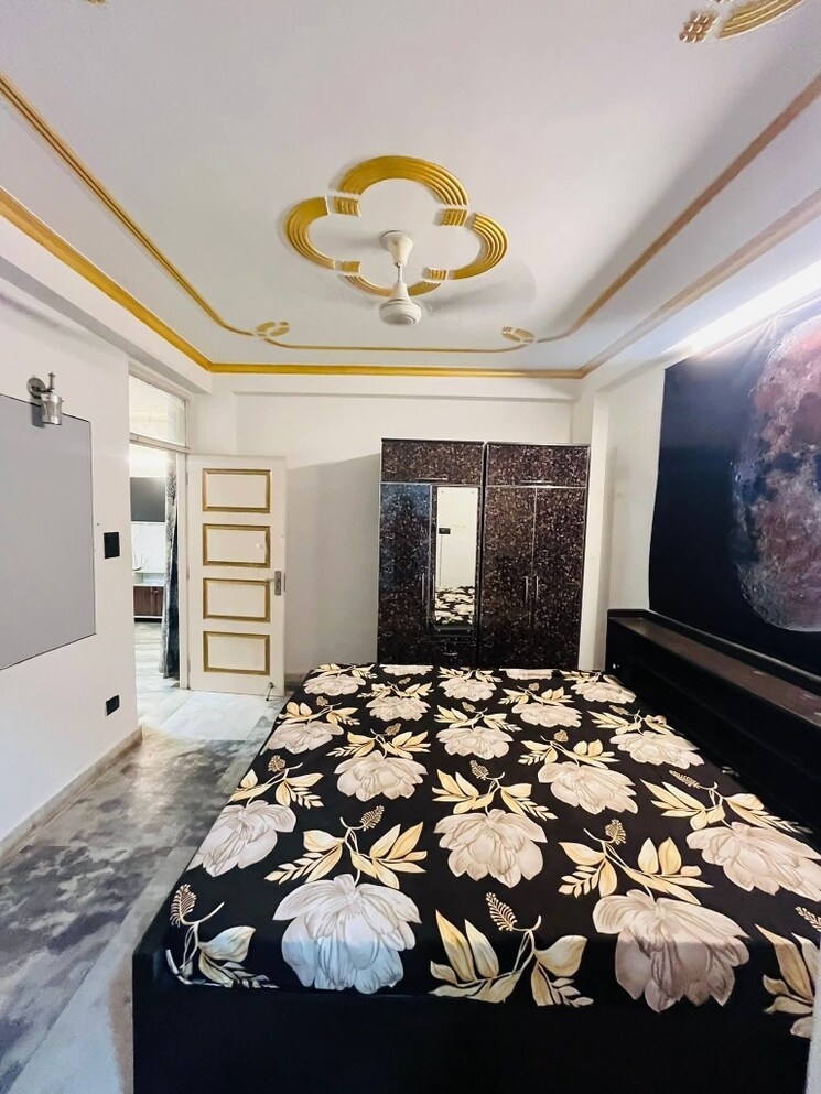 Bedroom, freedom fighters enclave 1 Bedroom 400 Sq.Ft. Apartment In Freedom Fighters Enclave Delhi 8978456