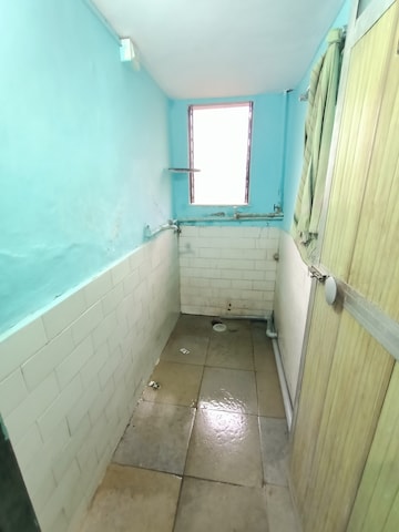 Bathroom in 1 BHK Apartment at Dombivli West – for Rent