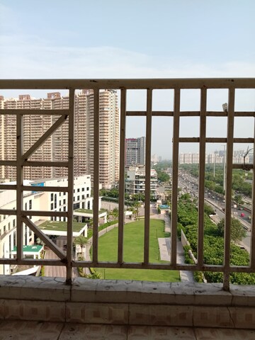 Gym in 2 BHK Apartment at Saya Zion, Sector 4 Greater Noida – for Rent