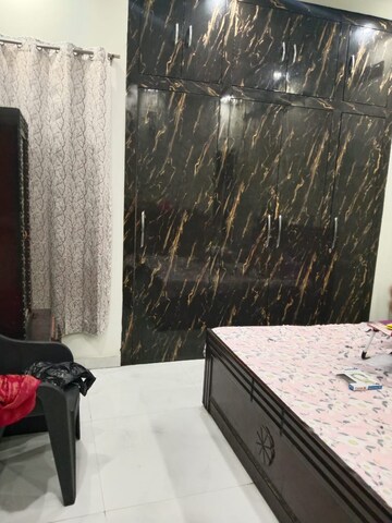Bedroom in 2 BHK Builder Floor at Pithuwala Kalan – for Rent