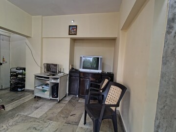Team Area in 1.5 BHK Apartment at Panch Pakhadi – for Sale