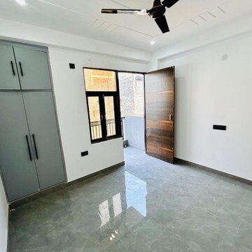 Room in 1 BHK Builder Floor at Risland Sky Mansion, Chattarpur – for Rent