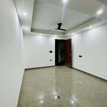 Room in 1 BHK Builder Floor at Risland Sky Mansion, Chattarpur – for Rent