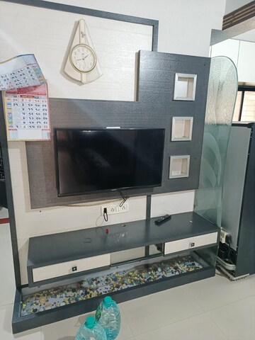 Room in 1 BHK Apartment at Adajan – for Rent