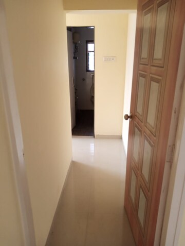 Building Lobby in 3.5 BHK Apartment at Mulund West – for Rent