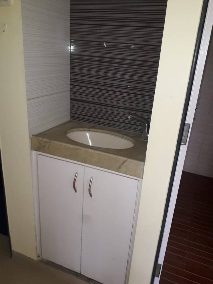 undefined, mulund west 3.5 Bedroom 1500 Sq.Ft. Apartment In Mulund West Mumbai 8978597