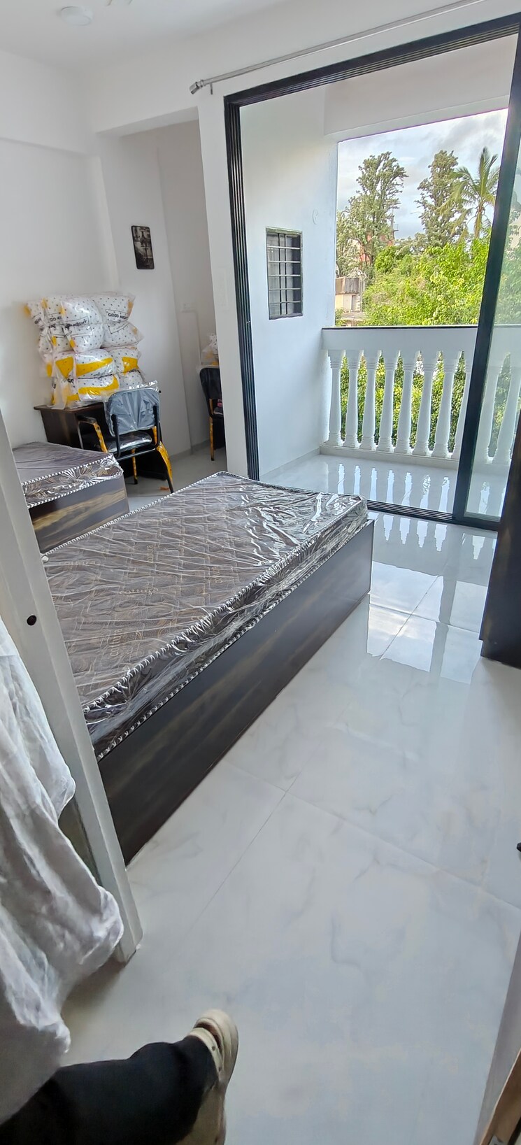 Balcony, model colony Pg For Girls In Model Colony 8964666