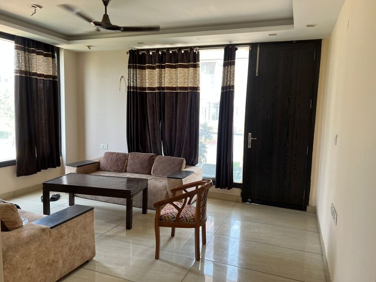 Living Room, sector 57 6+ Bedroom 3700 Sq.Ft. Independent House In Sector 57 Gurgaon 8978678