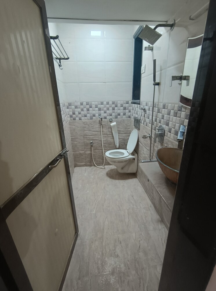 Bathroom, kopar khairane 1 Bedroom 550 Sq.Ft. Apartment In Kopar Khairane Navi Mumbai 8978679