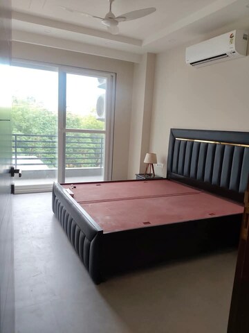 Bedroom in 1 BHK Builder Floor at Ansal Sushant Lok I, Sector 43 – for Rent