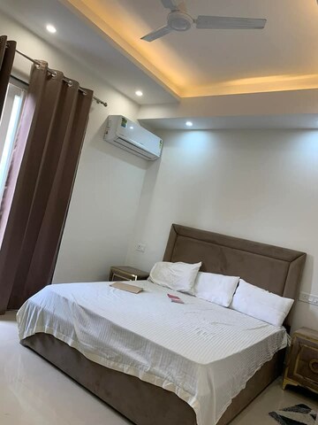 Bedroom in 1 BHK Builder Floor at Ansal Sushant Lok I, Sector 43 – for Rent