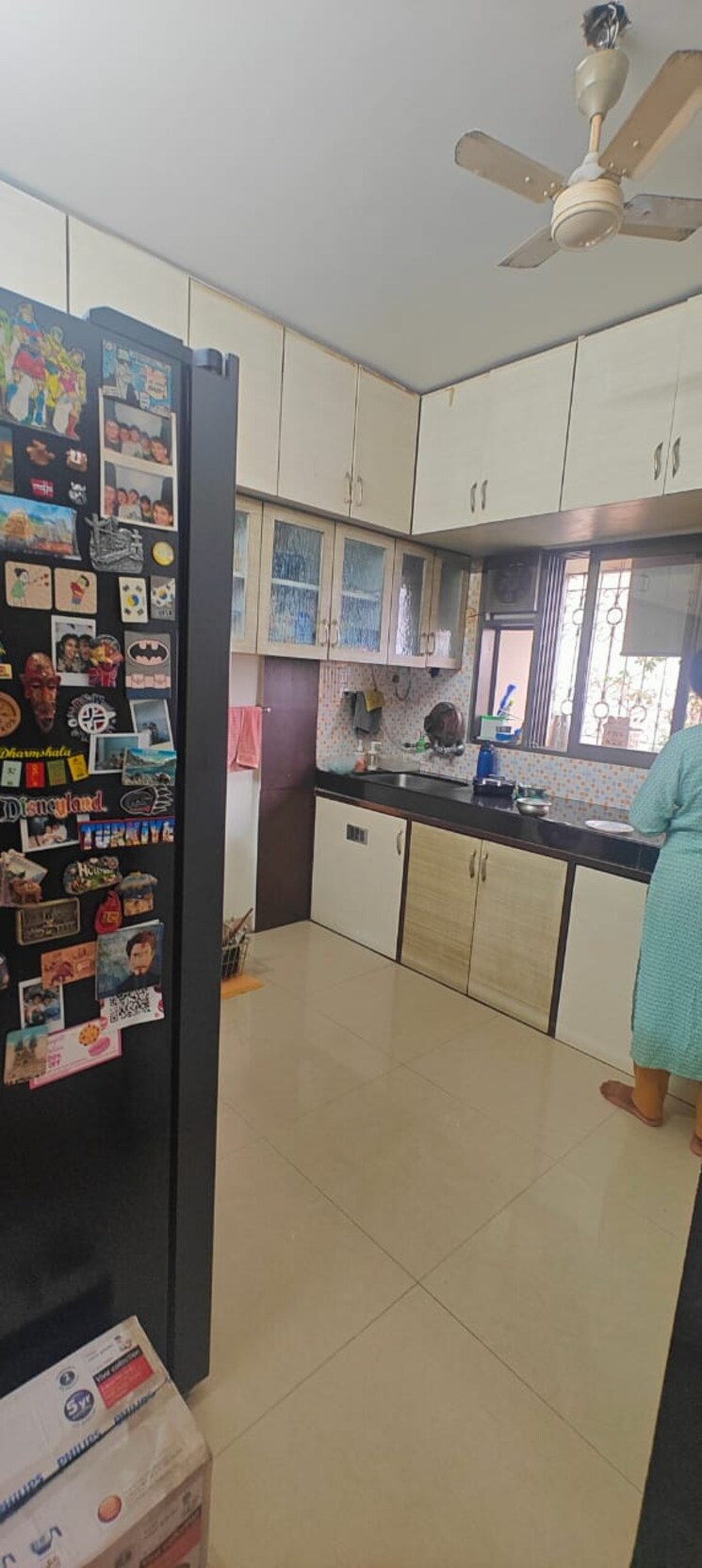 Kitchen, bandra west 3 Bedroom 1500 Sq.Ft. Apartment In Bandra West Mumbai 8978721