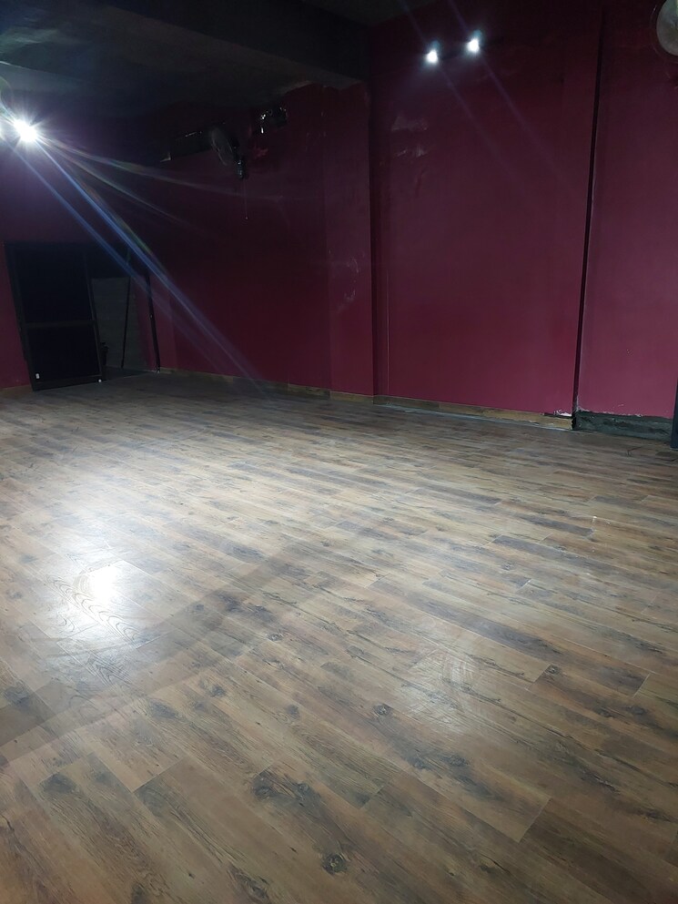 undefined, indira nagar Commercial Office Space 2000 Sq.Ft. In Indira Nagar Lucknow 8978751