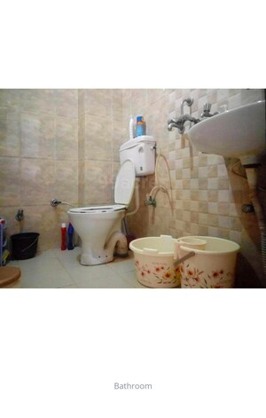 Bathroom in 2.5 BHK Builder Floor at Acharya Niketan – for Sale